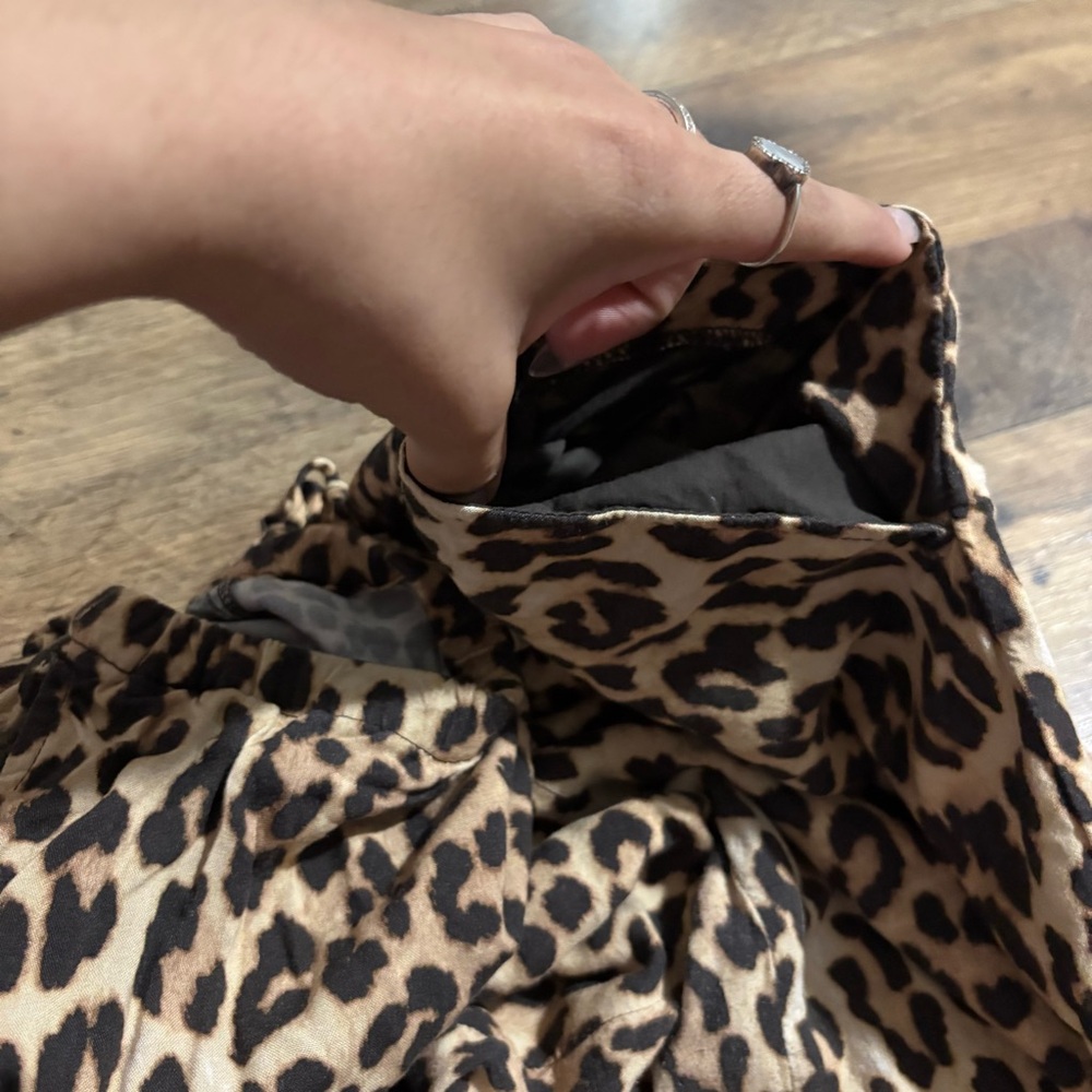 H&M Leopard Print Wide-Leg Pants - Picture 4 of 8